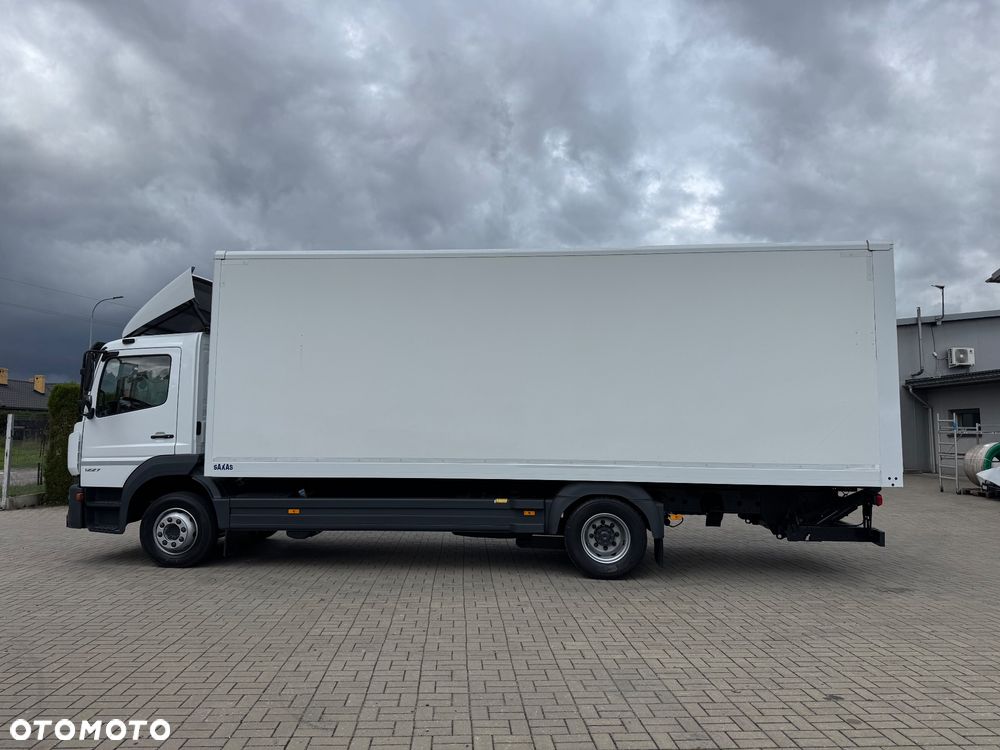 Mercedes-Benz ATEGO - 4