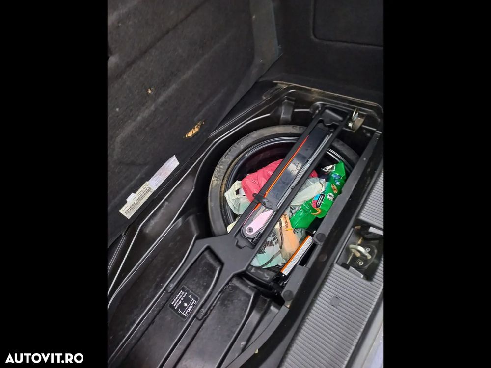 Mercedes-Benz C - 40