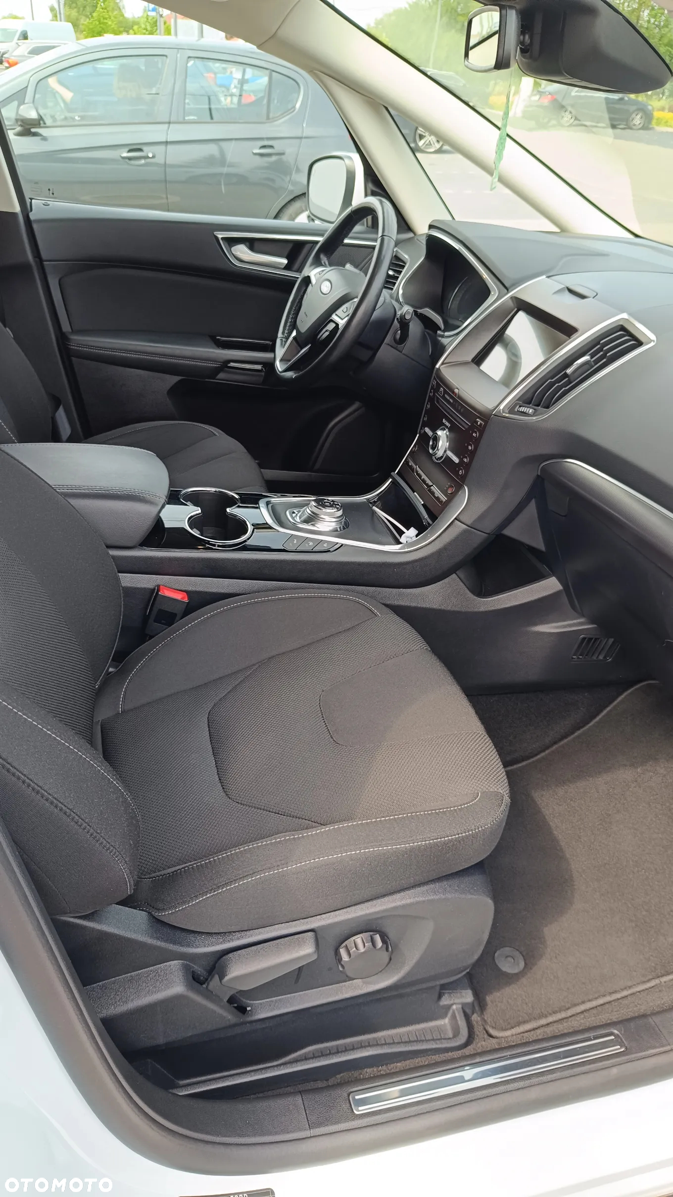Ford S-Max 2.0 EcoBlue Titanium - 22