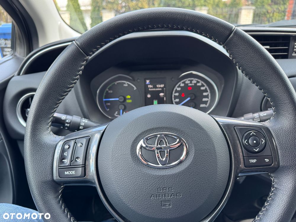 Toyota Yaris - 18