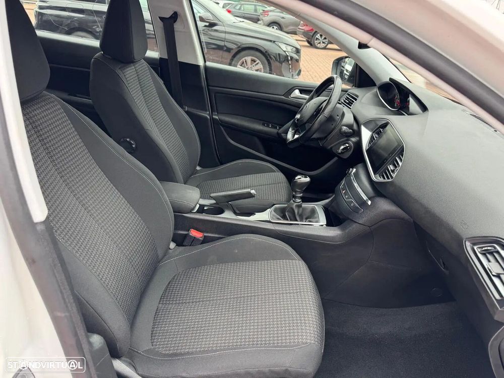 Peugeot 308 1.5 BlueHDi Active Pack - 17