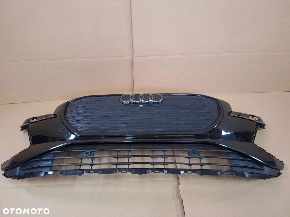 AUDI Q4 E-TRON 21-25 NIE KLEJONY! ZDERZAK PRZÓD PRZEDNI GRILL KRATKA EMBLEMAT ORYG 89A807725A WYSYŁKA 24H - 4
