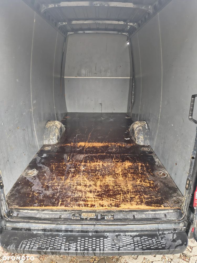 Iveco DAILY 35S18 - 19