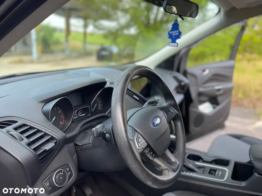 Ford Kuga - 15