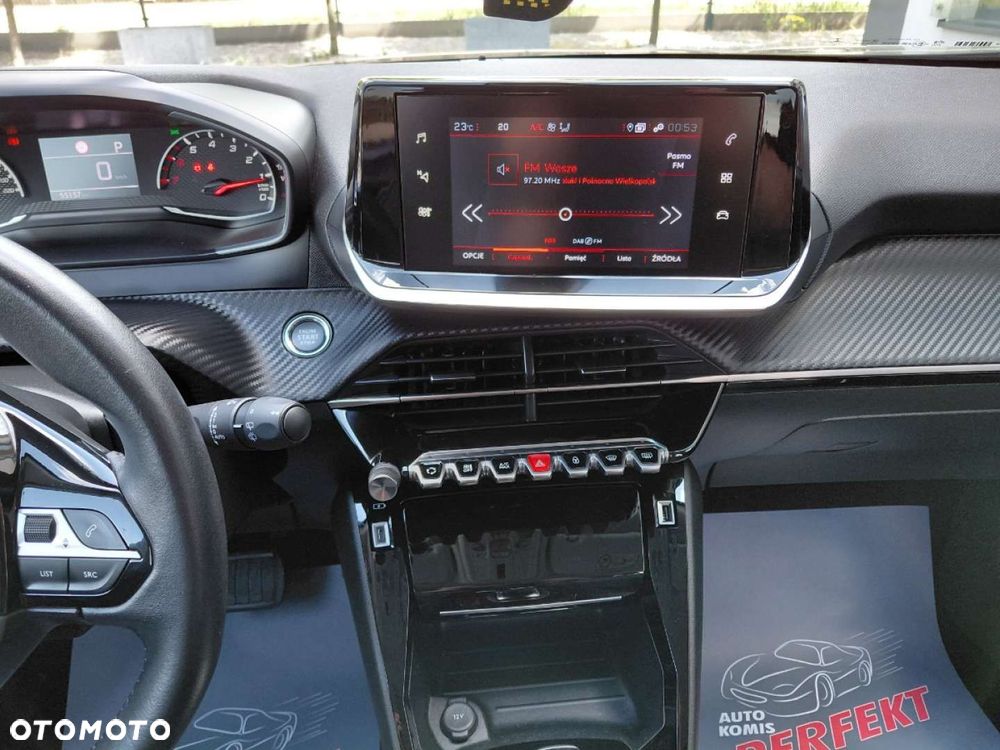 Peugeot 2008 - 22