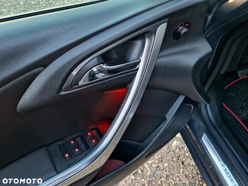 Opel Astra 1.4 Turbo Exklusiv - 21