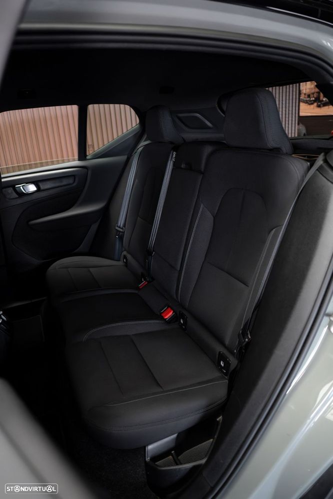 Volvo XC 40 Recharge 69 kWh Single Motor Core - 29