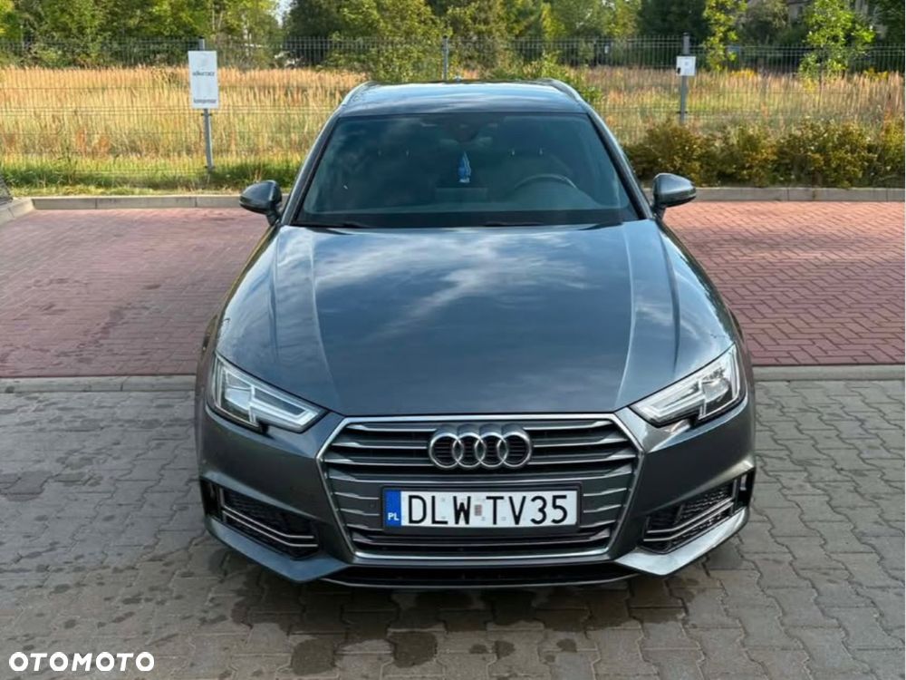 Audi A4 Avant - 1