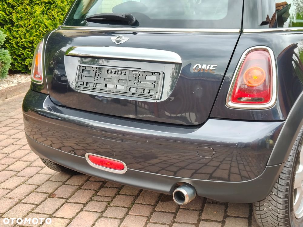 MINI Cooper Standard - 2