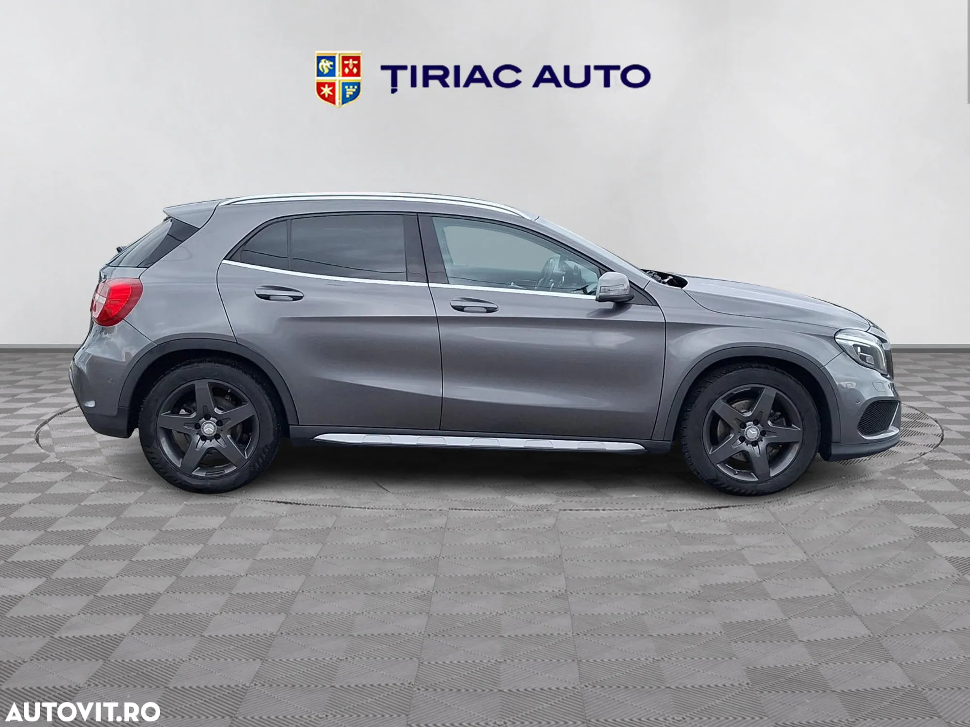 Mercedes-Benz GLA 220 d 4MATIC Aut. - 7