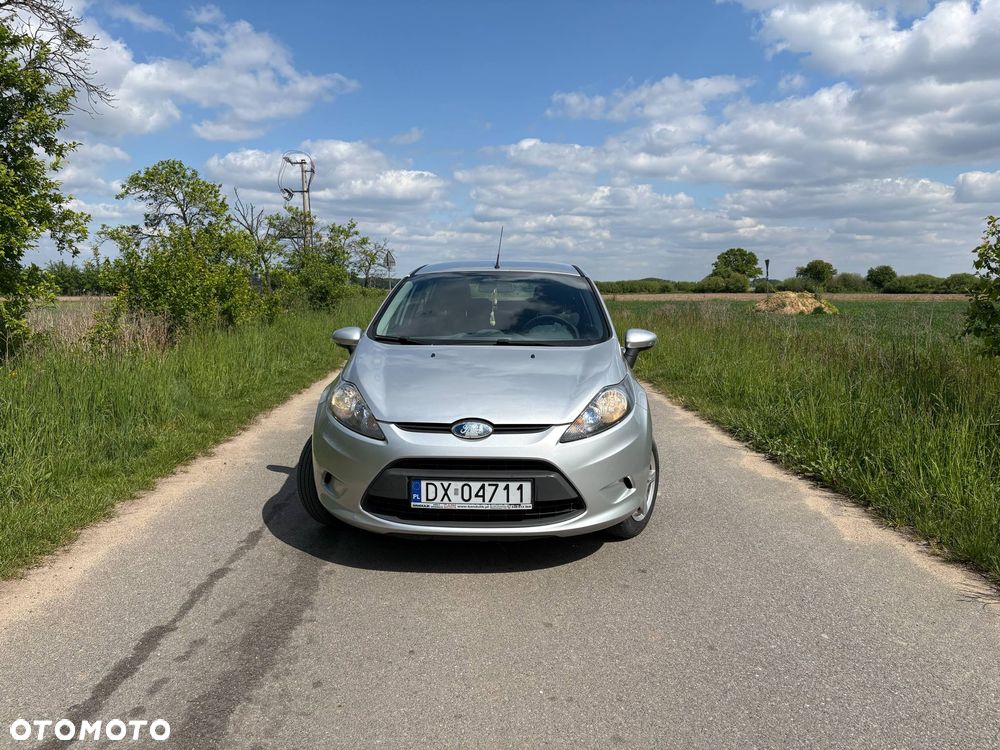Ford Fiesta - 2