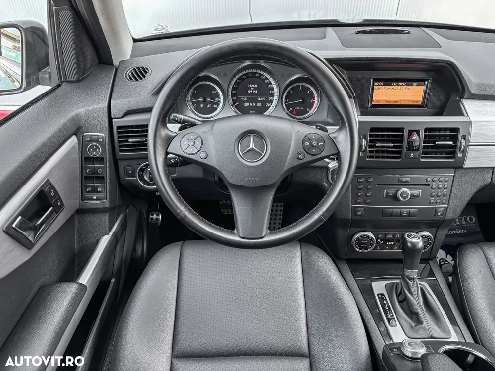 Mercedes-Benz GLK - 7