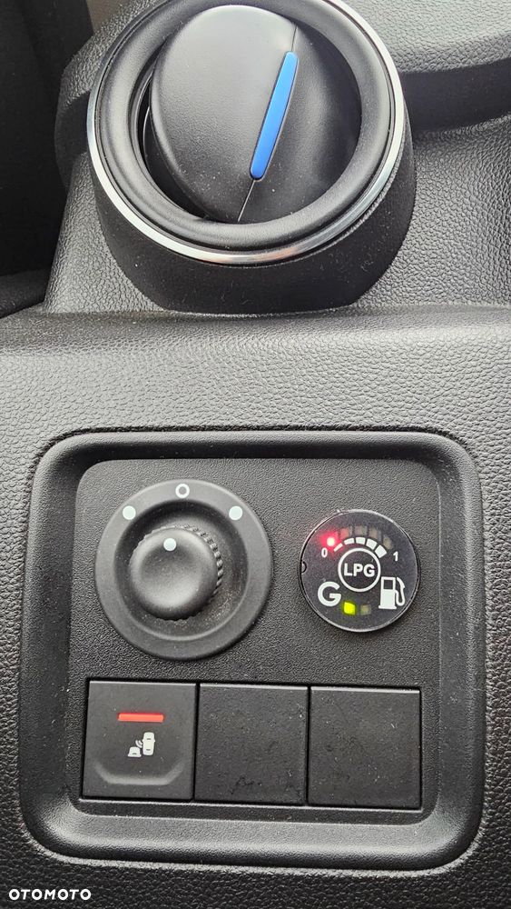 Dacia Duster 1.0 TCe SL Celebration - 19