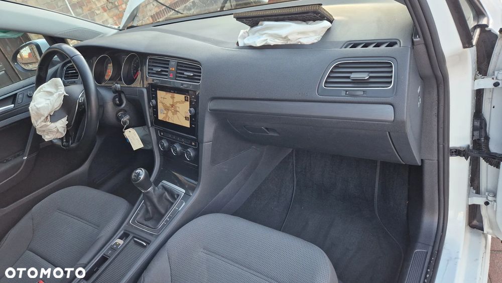 Volkswagen Golf 1.4 TSI (BlueMotion Technology) Comfortline - 13