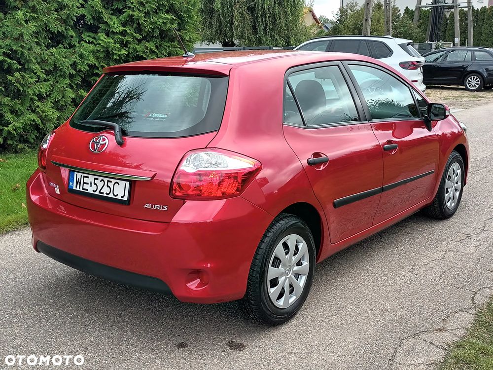 Toyota Auris - 9