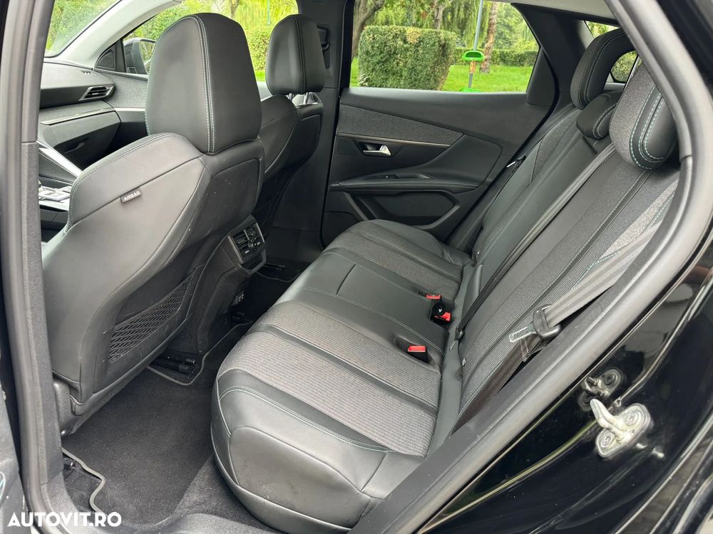 Peugeot 3008 PureTech 180 Stop & Start GPF EAT8 Allure - 23