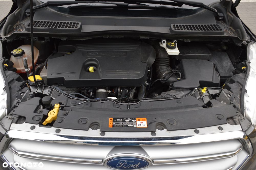 Ford Kuga 2.0 TDCi 4x4 Titanium - 36
