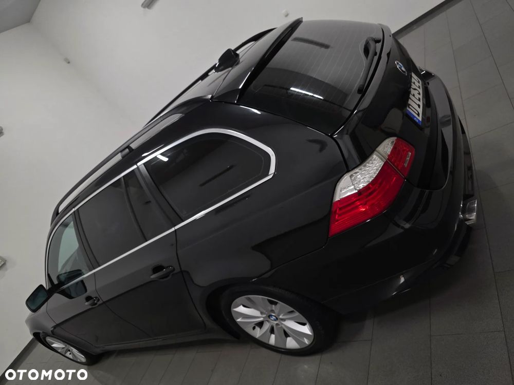 BMW Seria 5 - 32