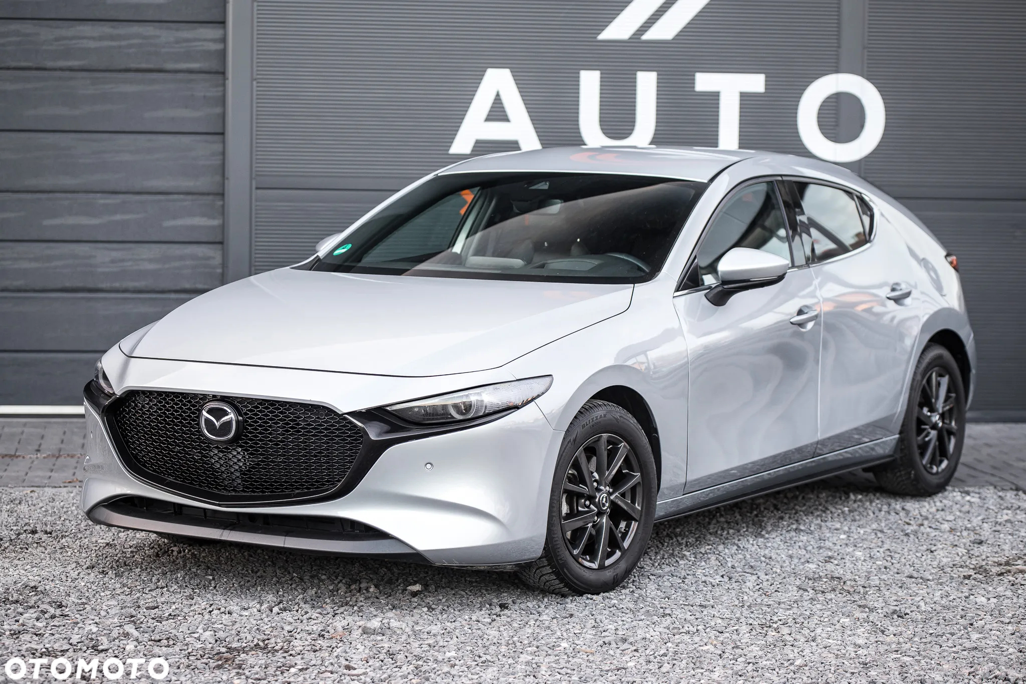 Mazda 3 - 8