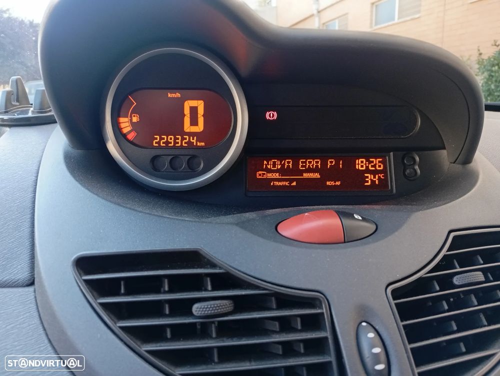 Renault Twingo 1.2 16V Initale - 8