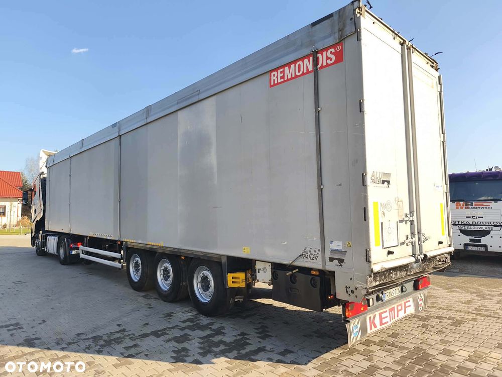 Stas Osie Mercedes Alu Trailer ruchoma podłoga