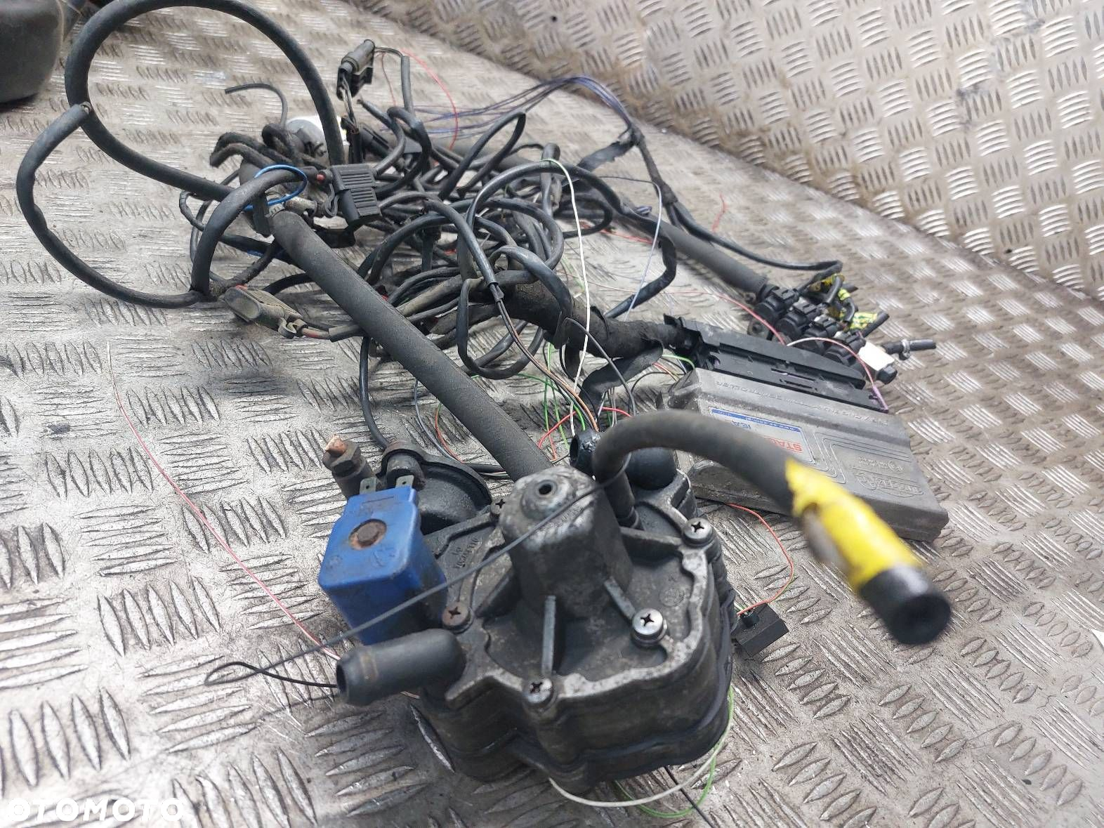 INSTALACJA GAZOWA LPG RENAULT ESPACE III 2.0 8V - 5