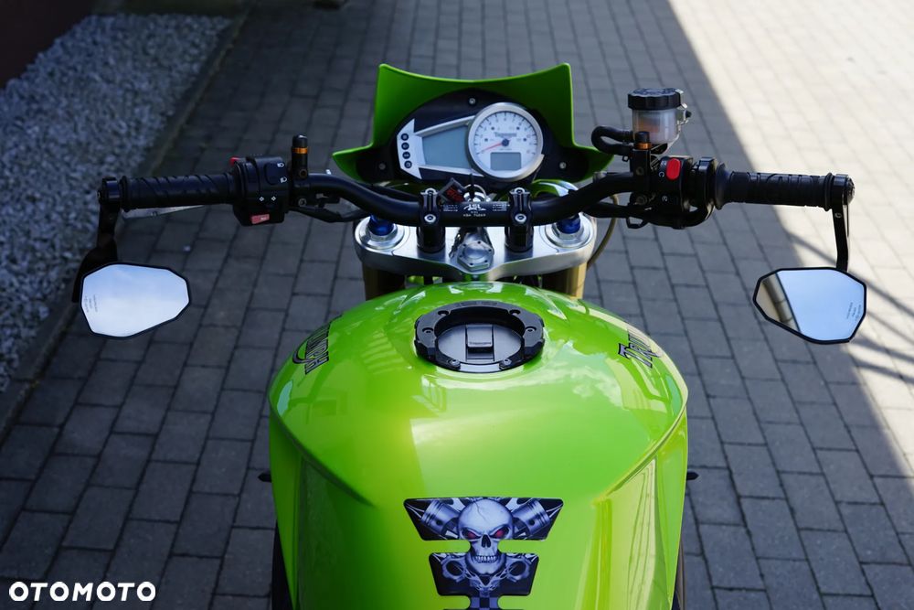 Triumph Speed Triple - 15