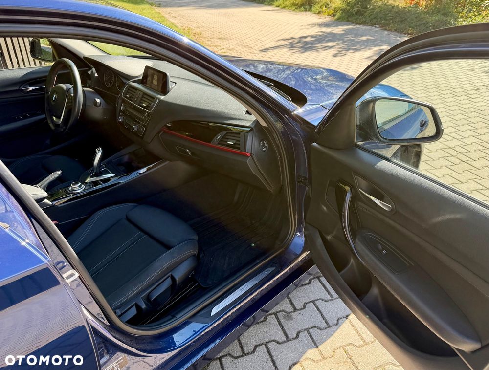 BMW Seria 1 118i Sport Line - 36