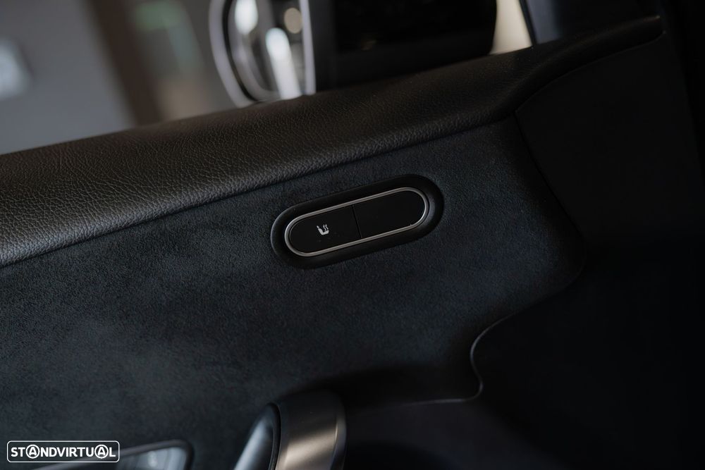 Mercedes-Benz A 250 e 8G-DCT AMG Line - 25