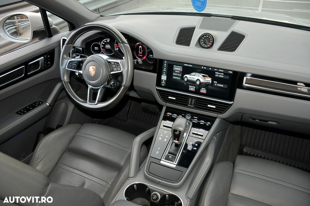 Porsche Cayenne Coupe Standard - 10