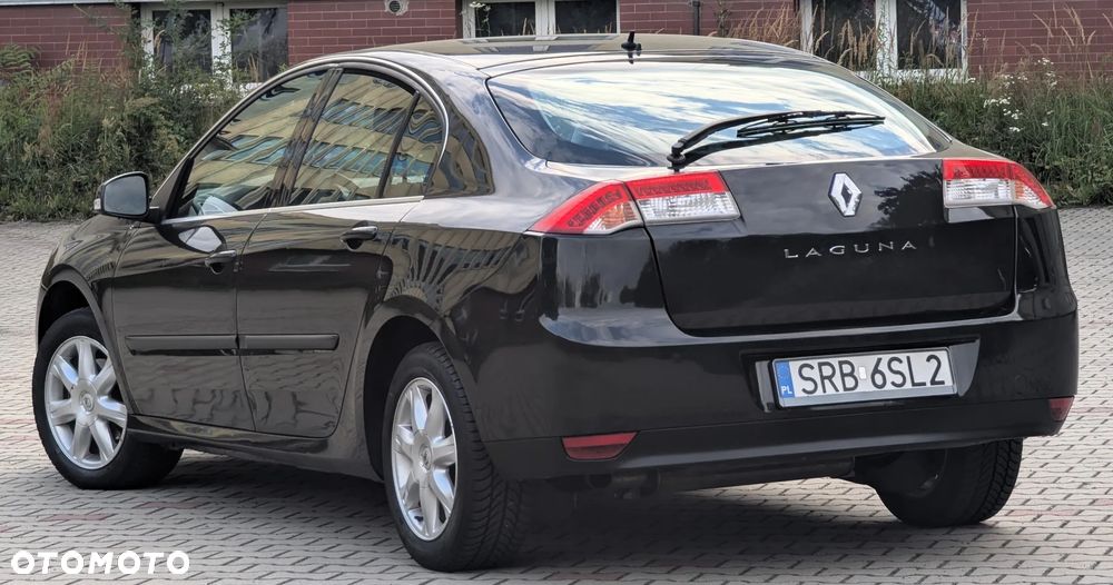 Renault Laguna dCi 110 FAP Dynamique - 16
