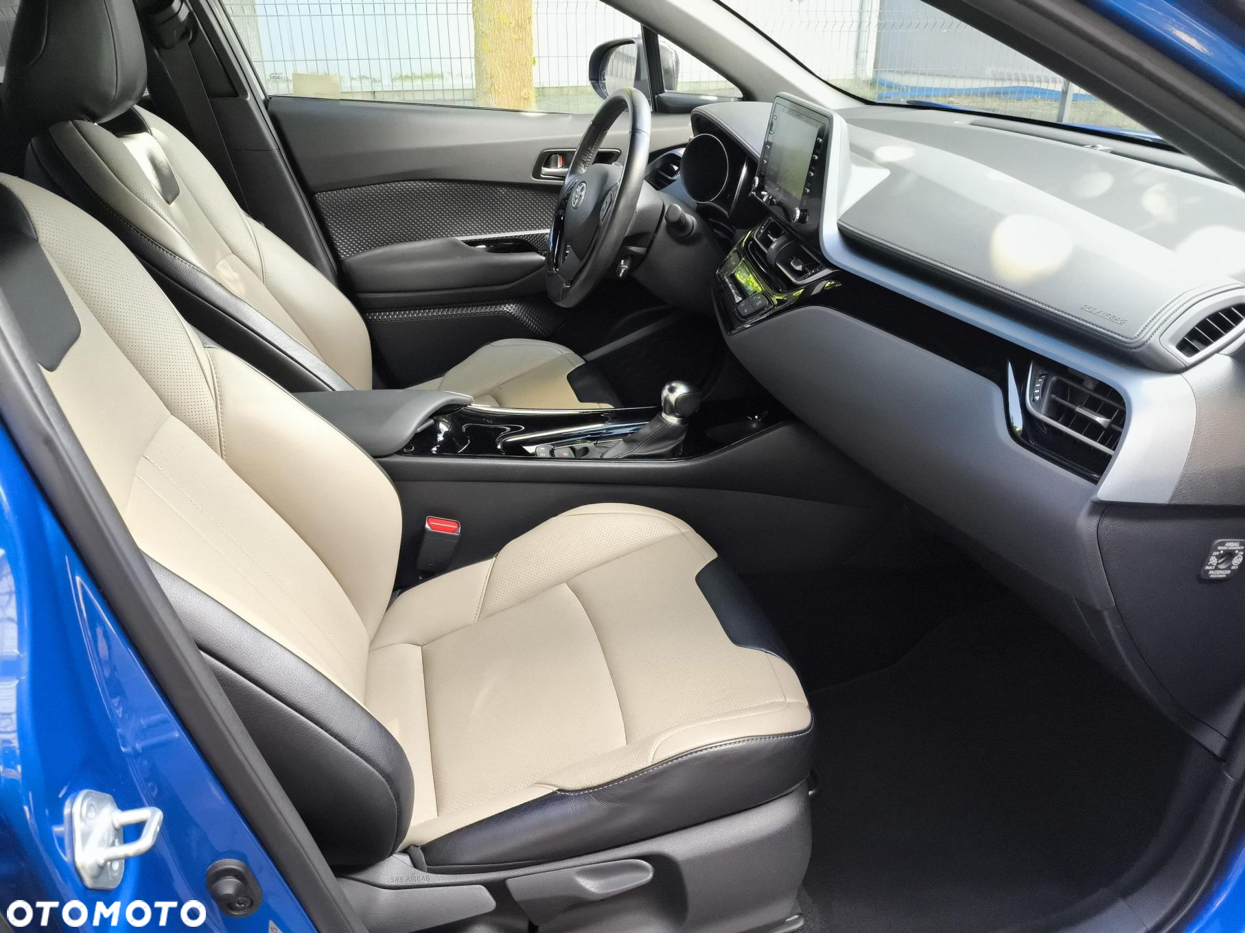 Toyota C-HR 2.0 Hybrid Selection - 23