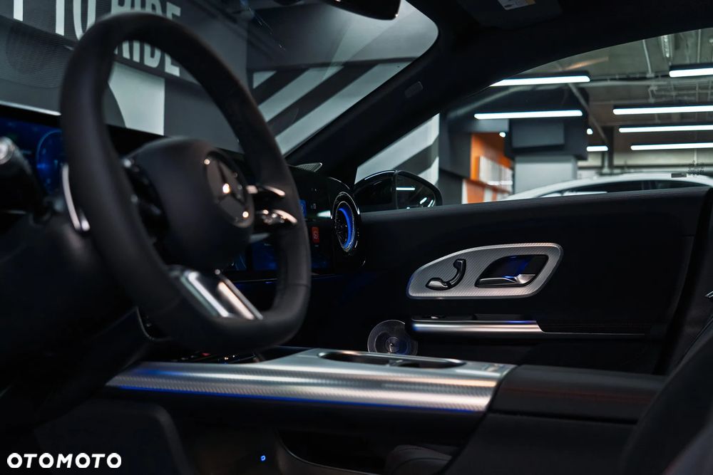 Mercedes-Benz CLA - 29