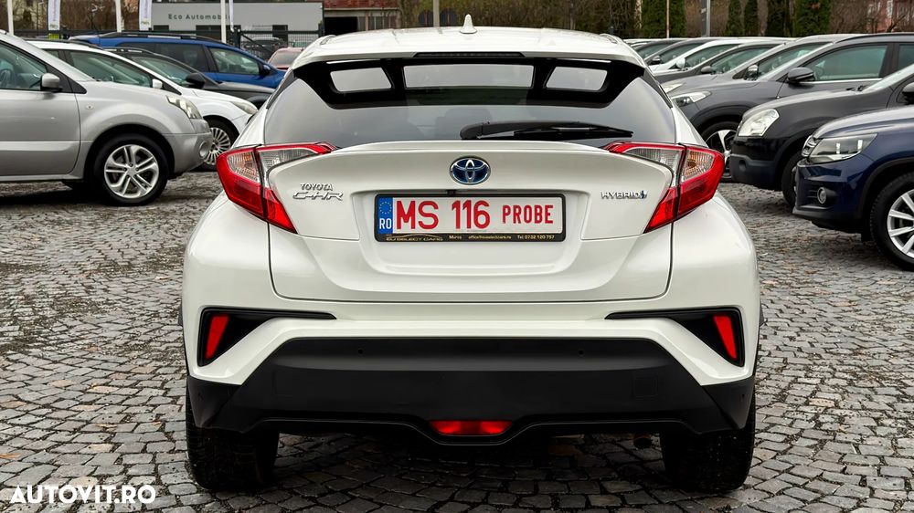 Toyota C-HR Hybrid Lounge - 25