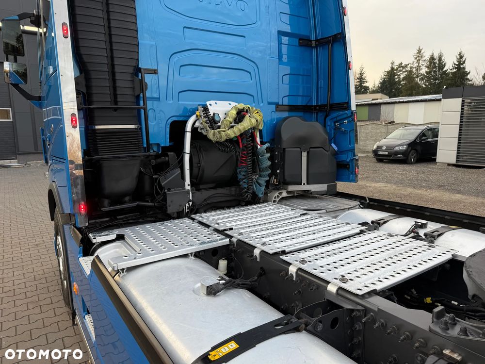 Volvo FH 16 750/RETARDER/SKÓRY/NAVI/XENON/ON1200 L/SPROWADZONY - 12
