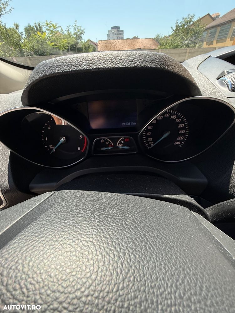 Ford Kuga 2.0 TDCi 4WD Powershift Titanium - 14