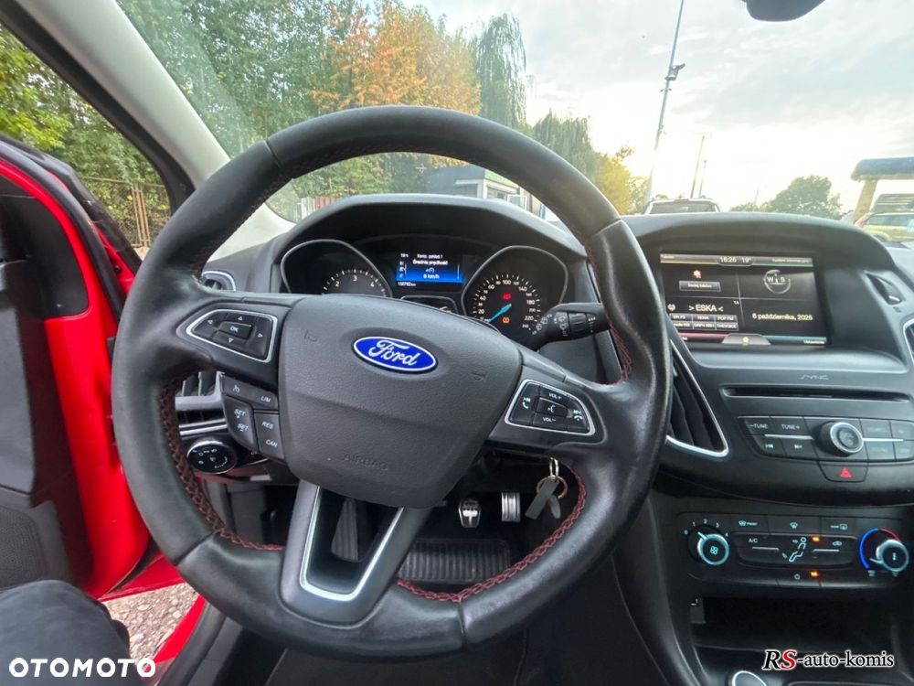 Ford Focus - 25