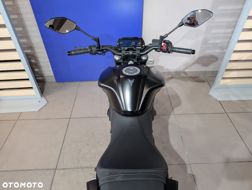 Yamaha MT - 6