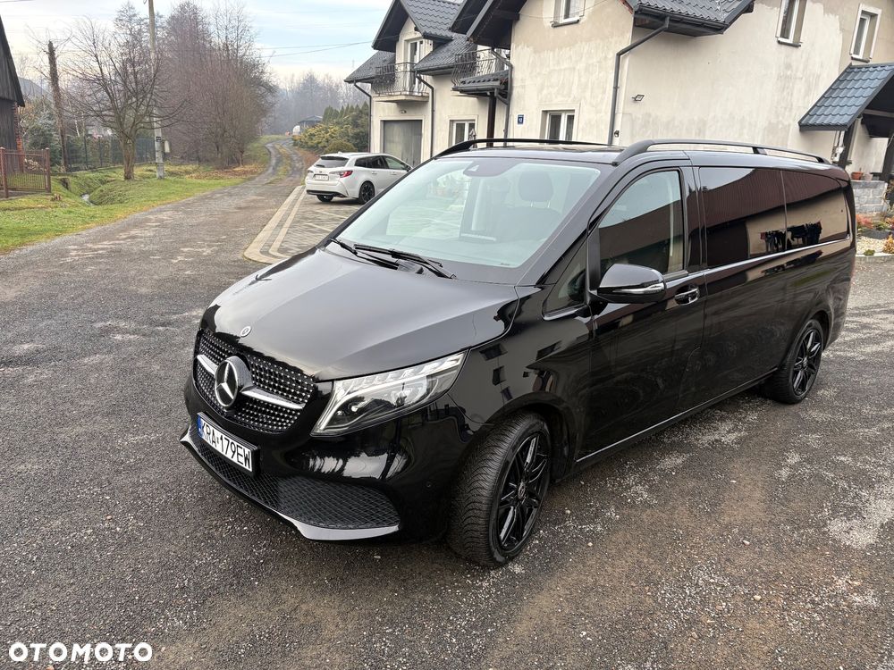 Mercedes-Benz Klasa V 300 d extralang 4Matic 9G-TRONIC Edition Edition 2023 - 21