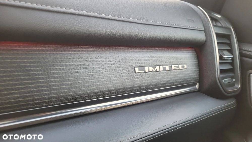 RAM 1500 5.7 Crew Cab Limited - 28