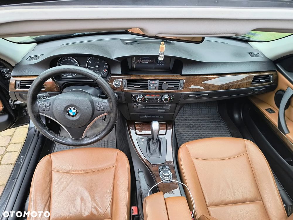 BMW Seria 3 318i Edition Exclusive - 14