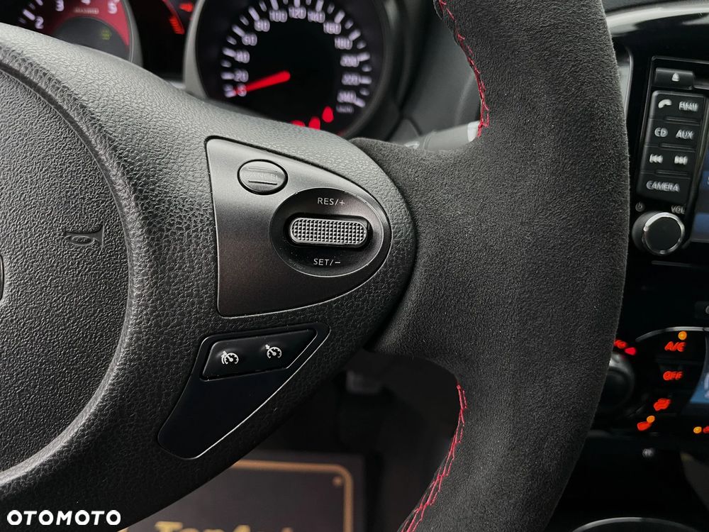 Nissan Juke 1.6 DIG-T ALL-MODE 4x4i CVT Nismo - 26