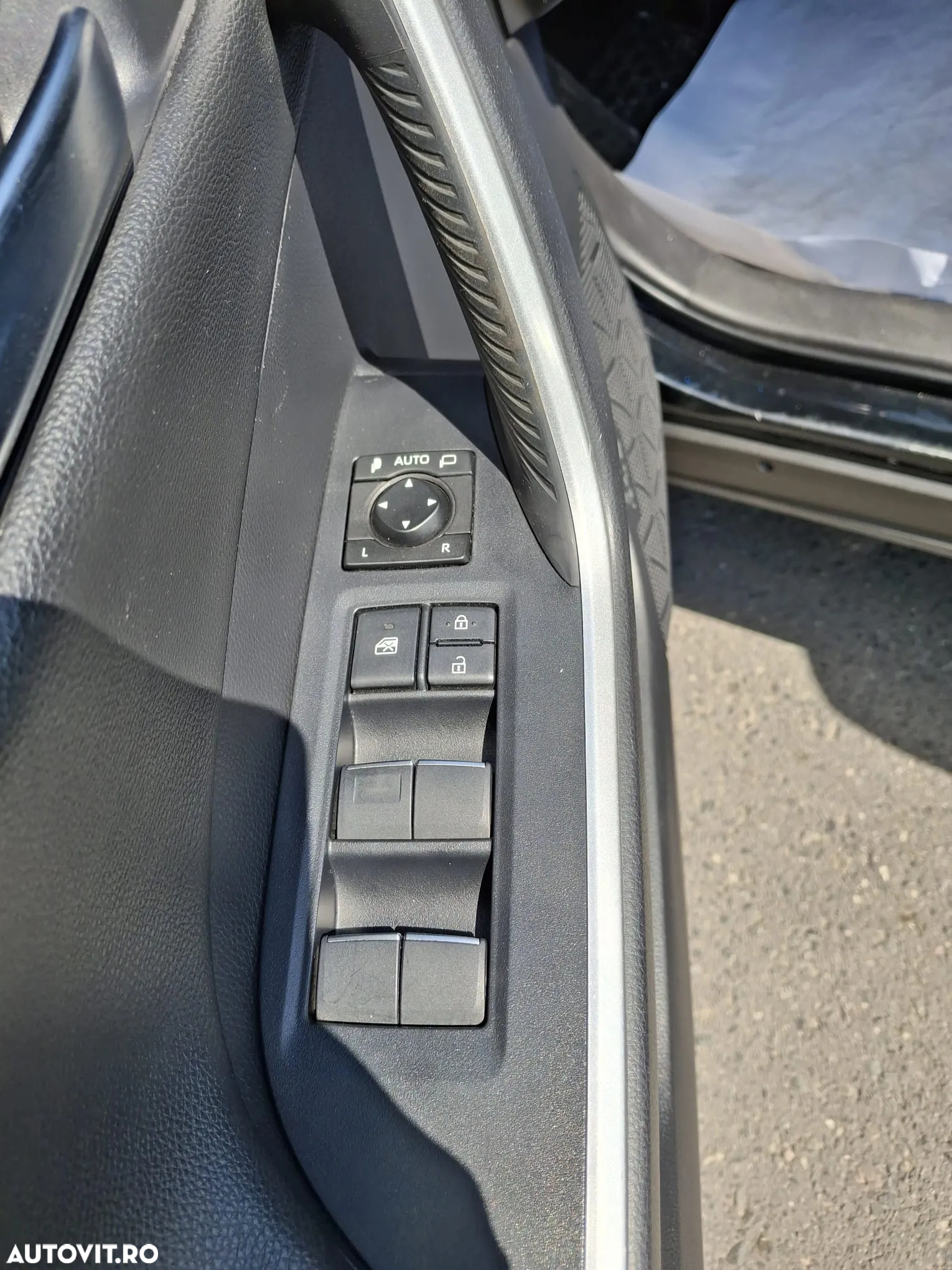 Toyota RAV4 2.5 Hybrid VVT-iE 4x4 Dynamic - 12