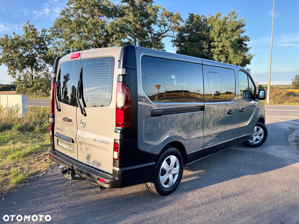 Opel Vivaro - 11