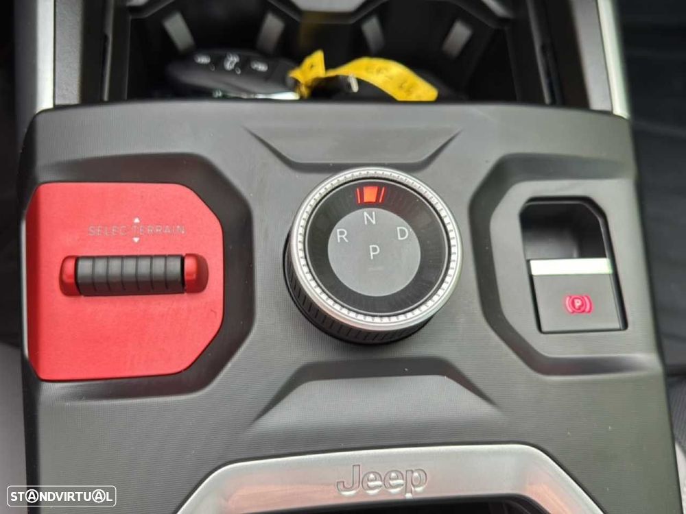 Jeep Compass - 22