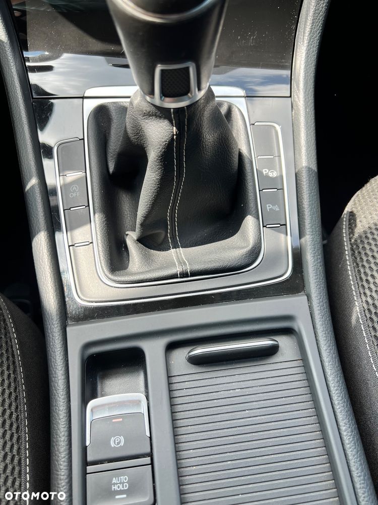 Volkswagen Golf 1.4 TSI BlueMotion Technology Cup - 16