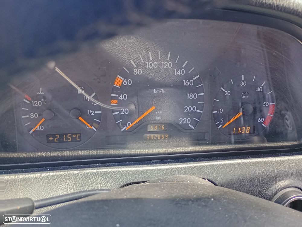 Mercedes-Benz C 250 - 10