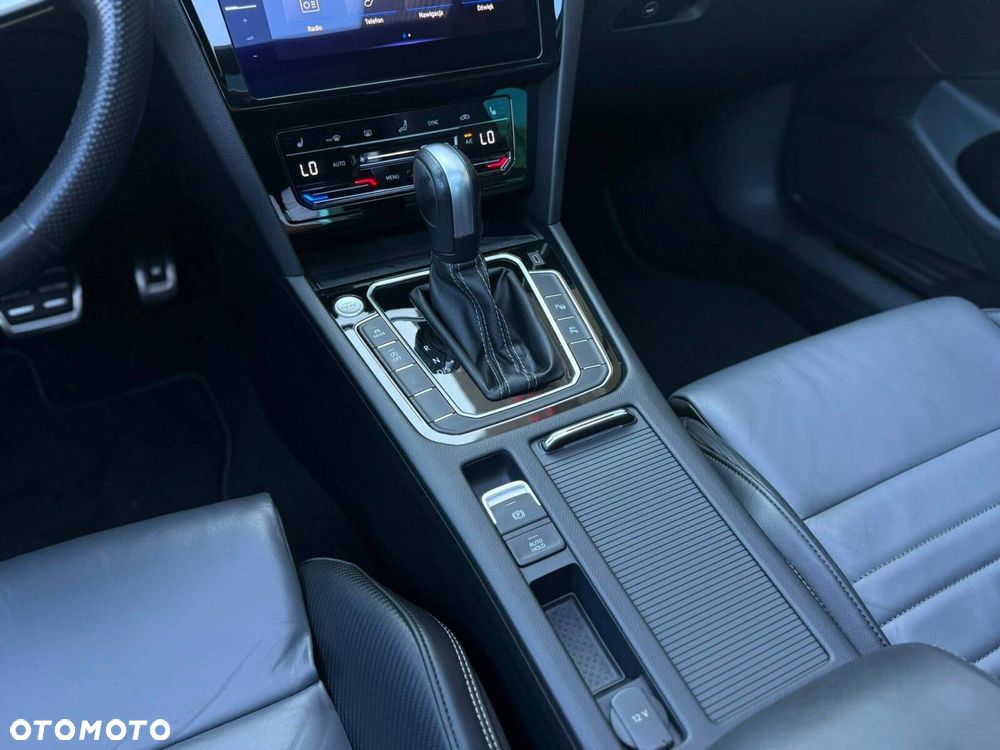 Volkswagen Passat 2.0 TDI EVO Essence DSG - 18
