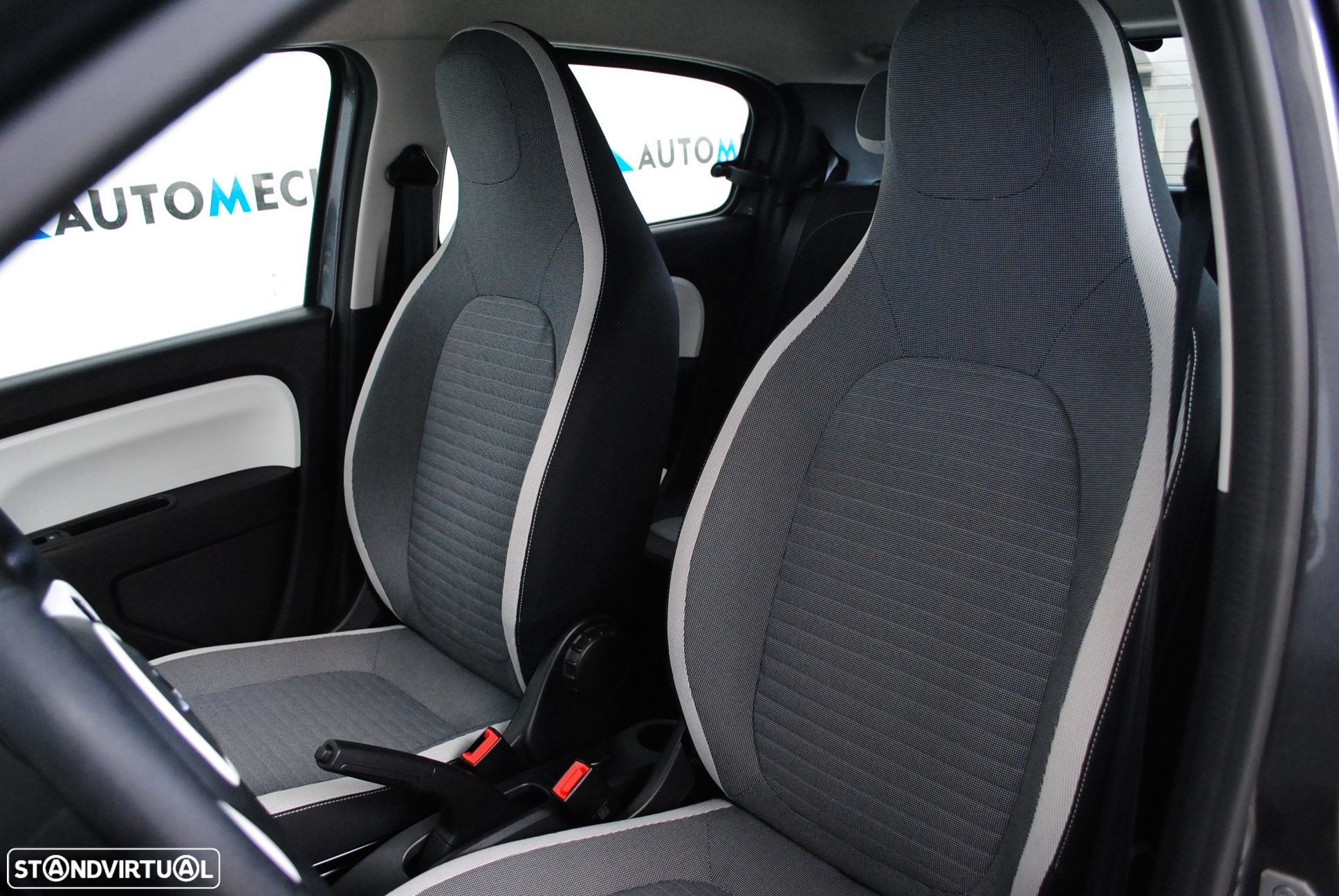 Renault Twingo 1.0 SCe Equilibre - 22