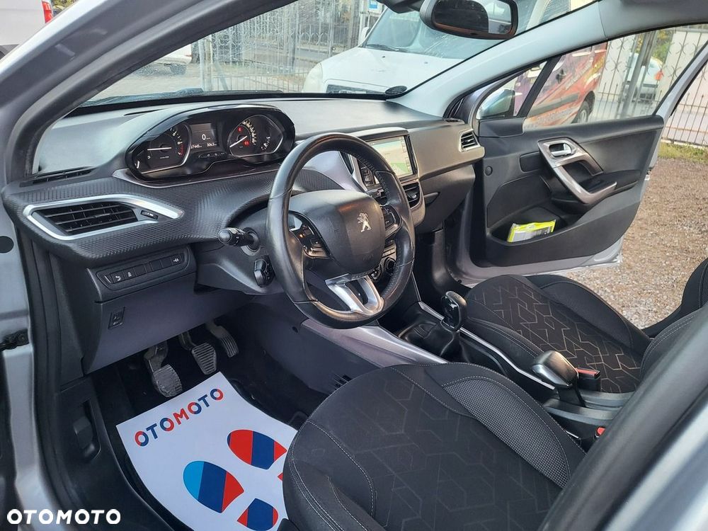 Peugeot 2008 - 14